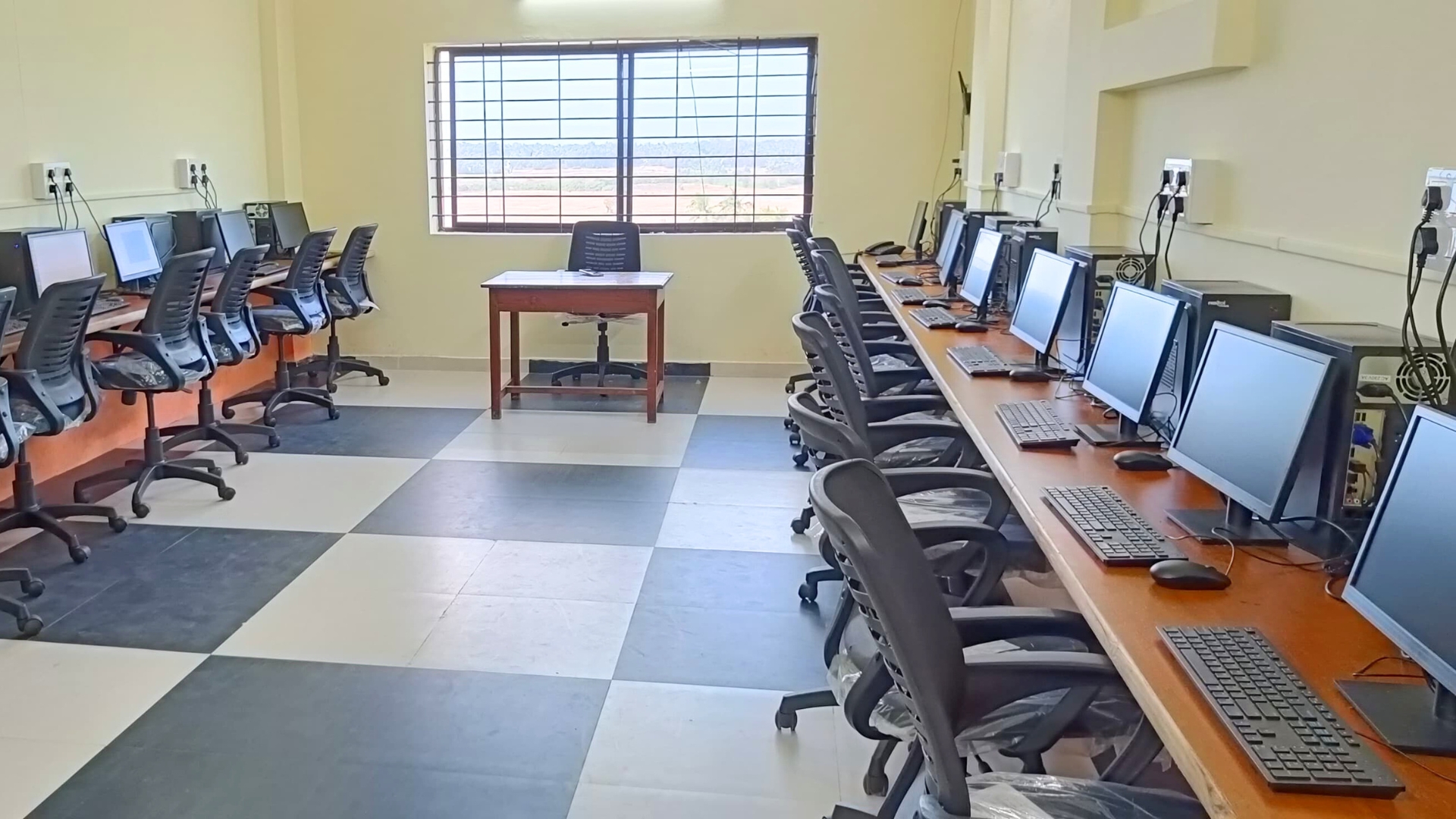 Campus 4